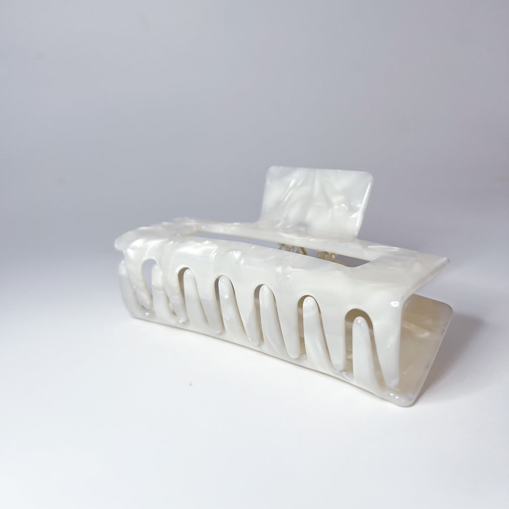 Pearl Large Claw Clip