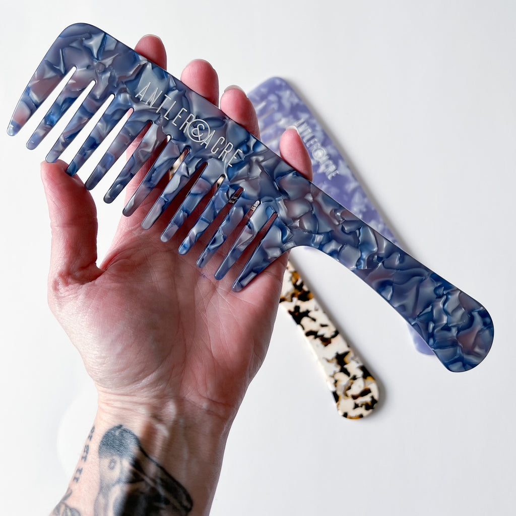 Blue Oyster Wide Tooth Shower Comb