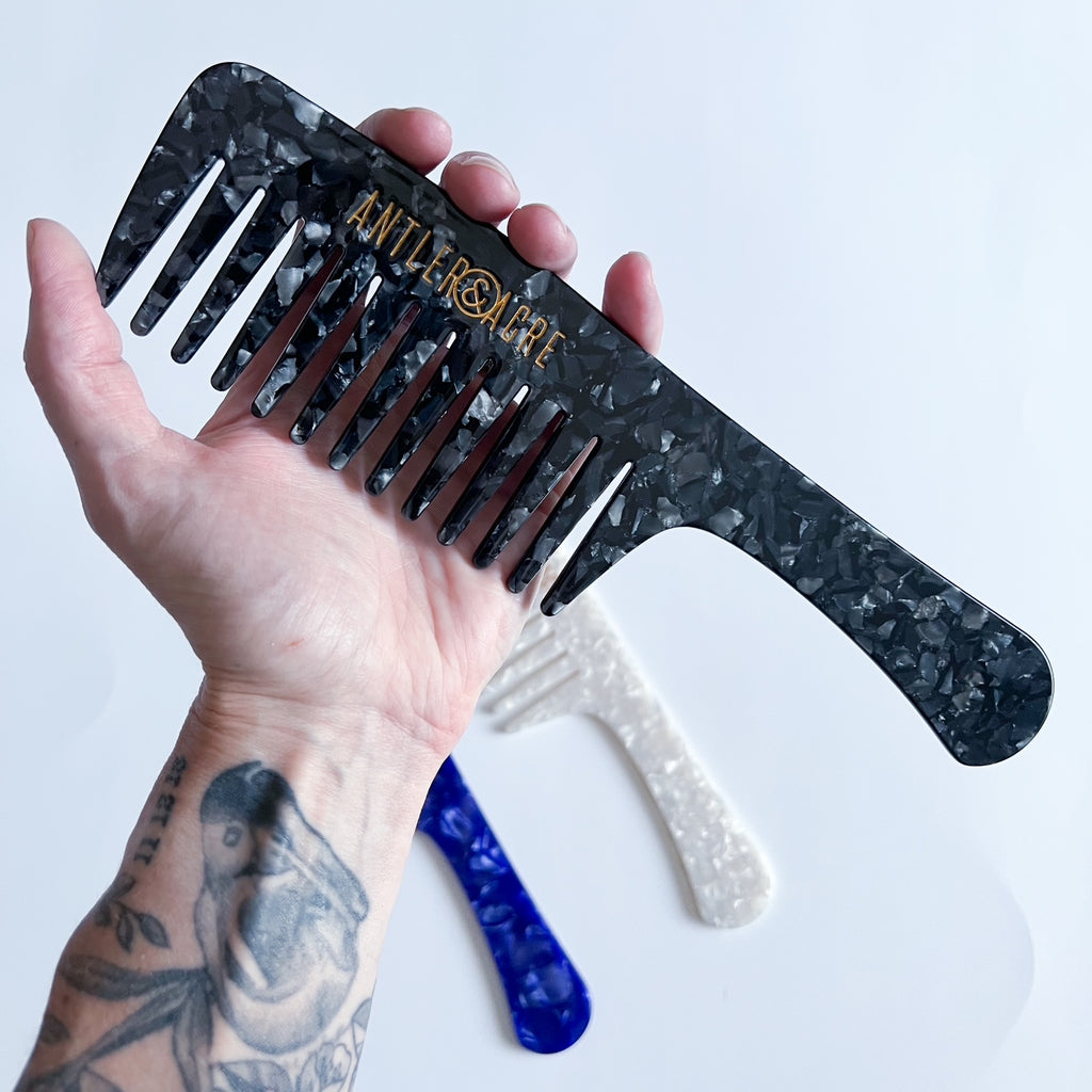 Onyx Wide Tooth Shower Comb