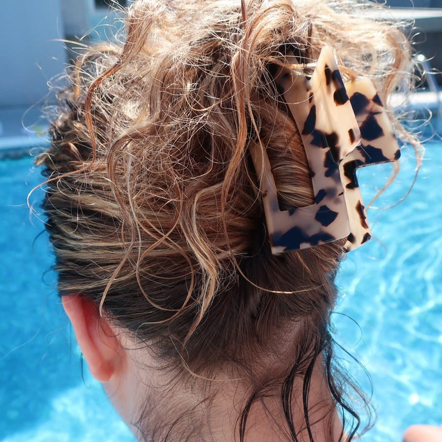Tortoiseshell Claw Hair Clip